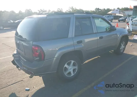 2006 Chevrolet Trailblazer Ls z USA, uszkodzony, nr VIN 1GNDS13S962183837